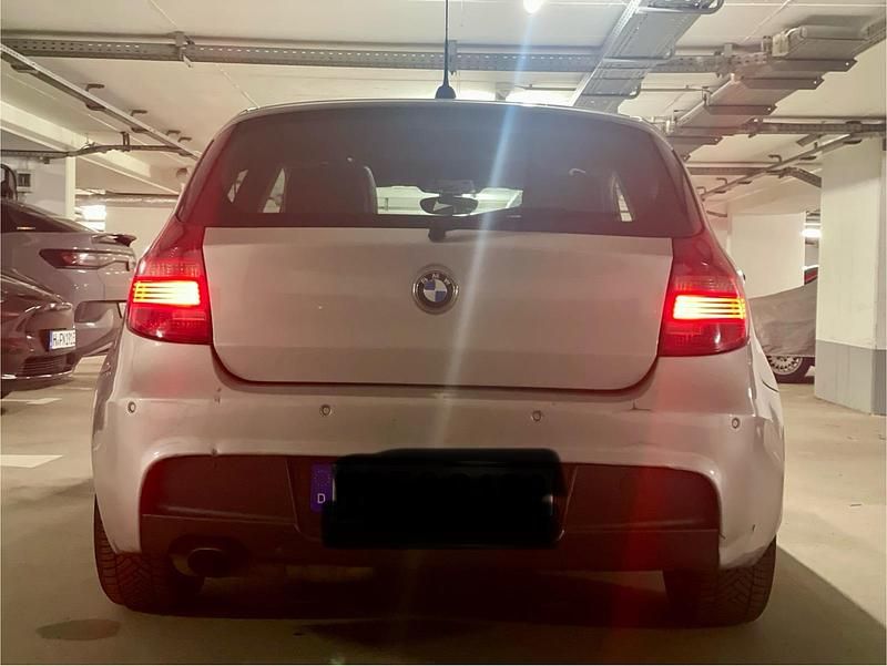 Gebraucht BMW 120 M Sport 170 PS (125 kW) 2008 Silber Kleinwagen