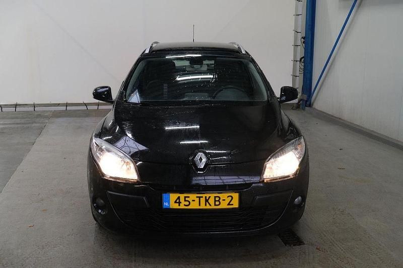Gebraucht Renault Mégane III Expression 90 PS (66 kW) 2012 Schwarz Kombi