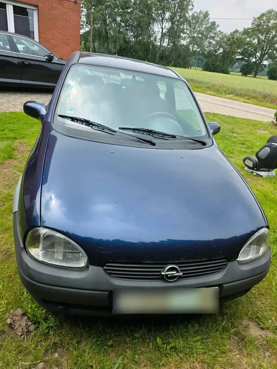 Gebraucht Opel Corsa 54 PS (39 kW) 1999 Blau Kleinwagen