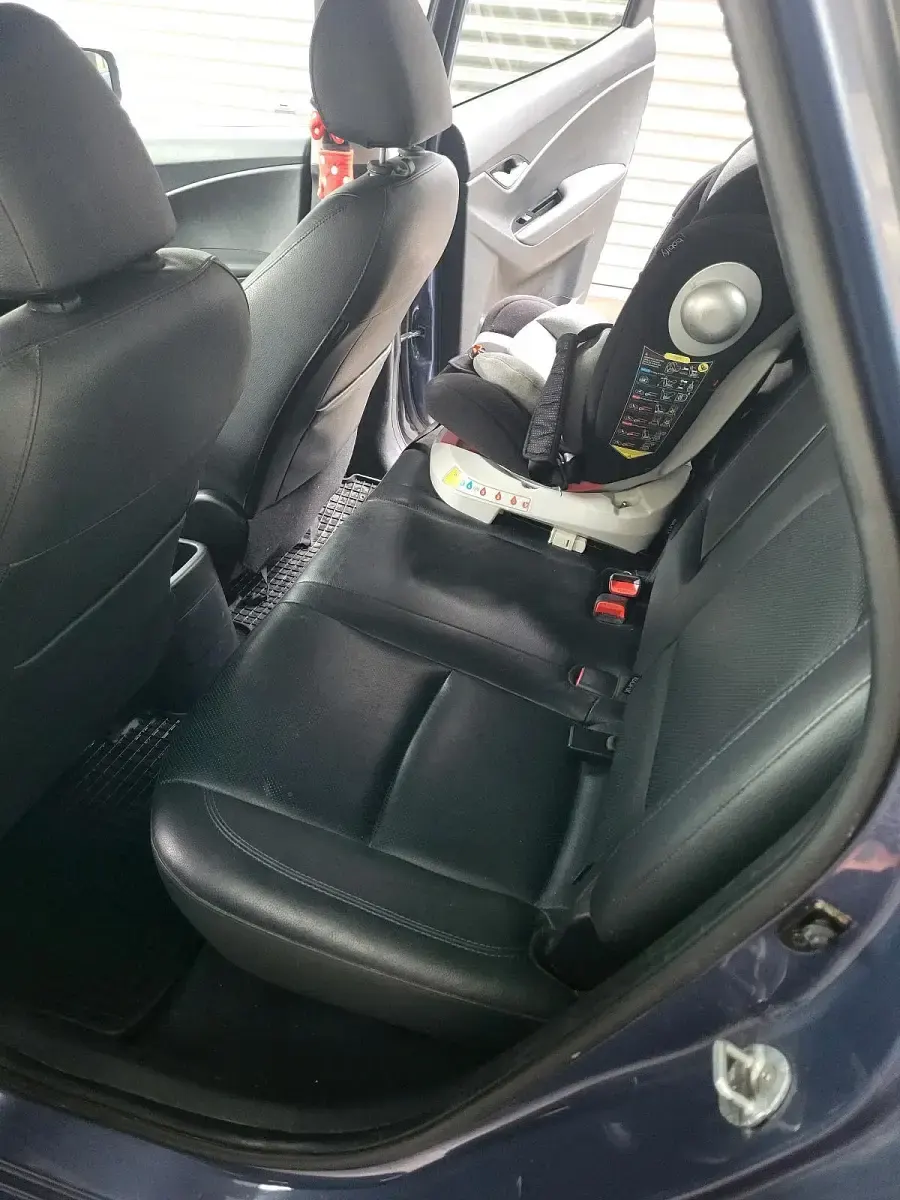 Gebraucht Hyundai ix20 Edition 90 PS (66 kW) 2014 Blau Kleinwagen