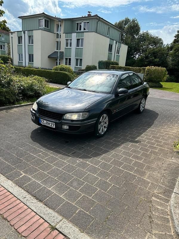 Gebraucht Opel Omega 210 PS (154 kW) 1997 Schwarz Limousine