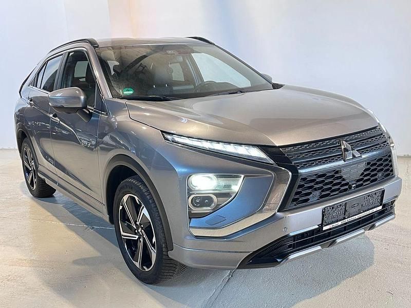 Gebraucht Mitsubishi Eclipse Cross Plus 98 PS (72 kW) 2022 Grau SUV