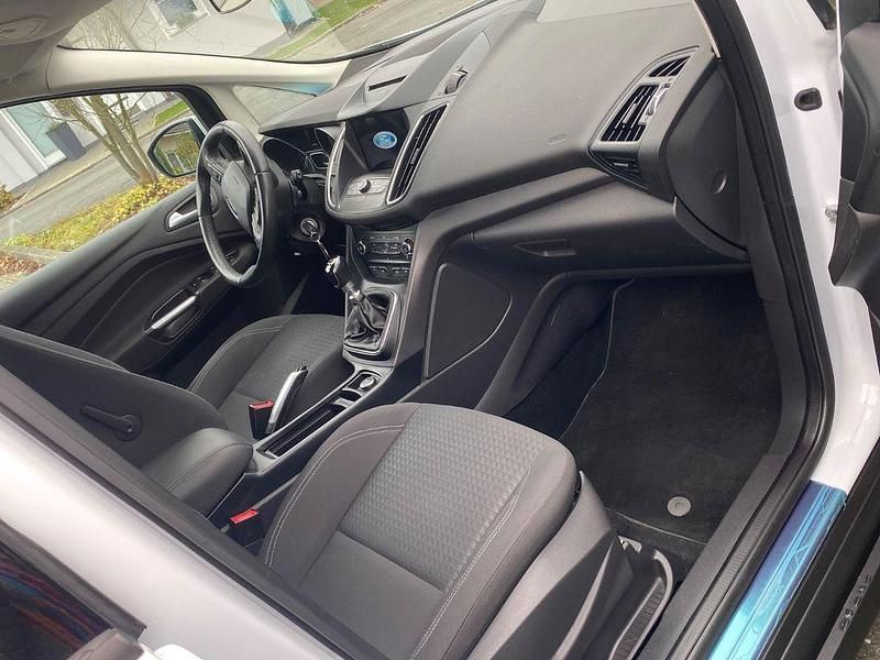 Gebraucht Ford C-MAX Trend 125 PS (91 kW) 2016 Weiß Van / Kleinbus