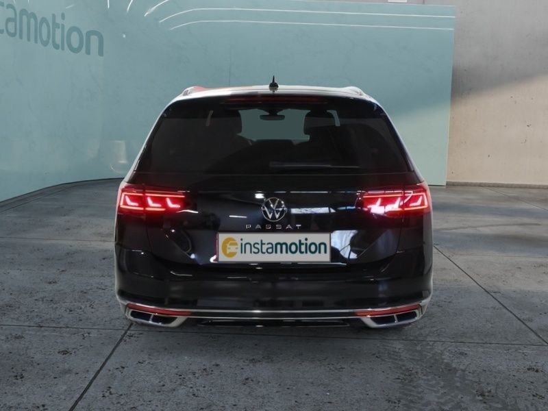 Gebraucht VW Passat R-line 200 PS (147 kW) 2024 Schwarz Kombi