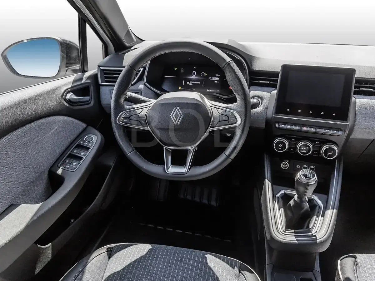 Gebraucht Renault Clio 91 PS (66 kW) 2026 Arktisweiß Kleinwagen