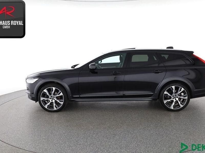 Gebraucht Volvo V90 CC 235 PS (172 kW) 2019 Schwarz (metallic) Kombi