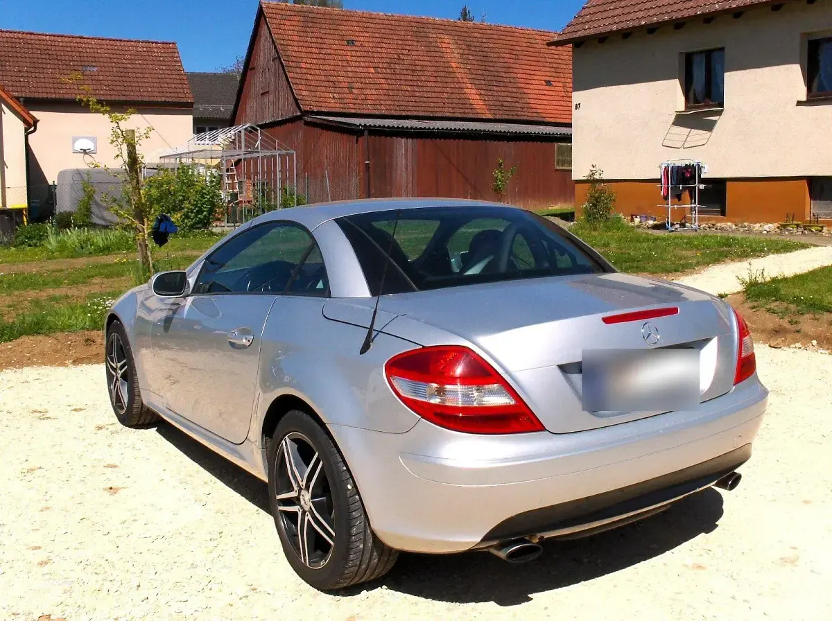 Gebraucht Mercedes SLK350 272 PS (200 kW) 2005 Silber Cabrio