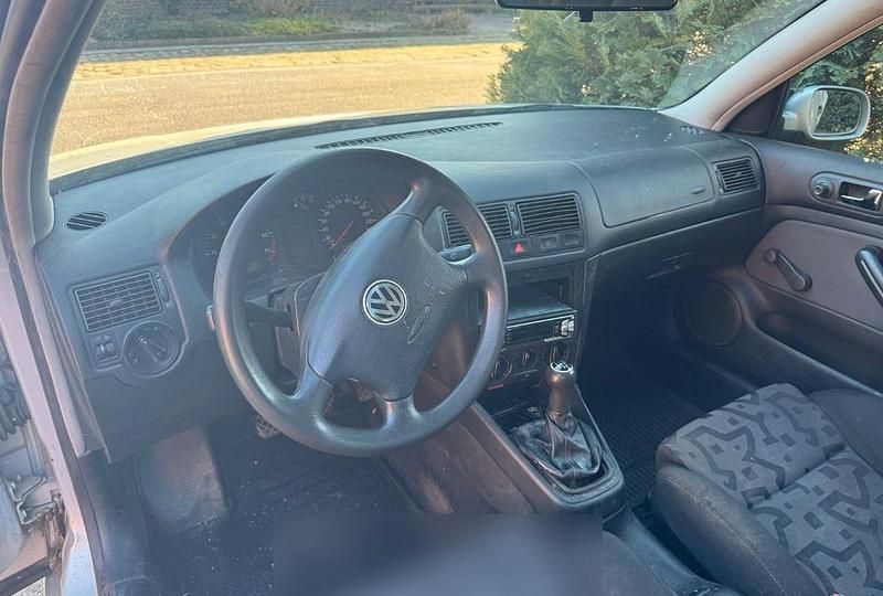 Gebraucht VW Golf IV 101 PS (74 kW) 1999 Grau Kleinwagen