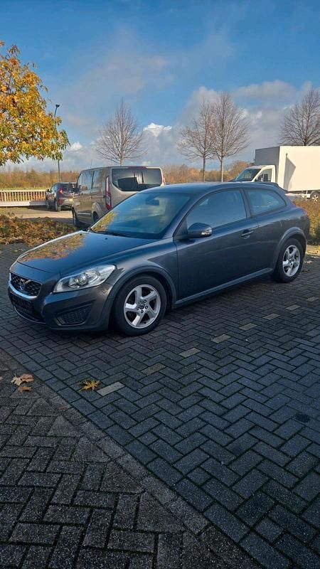 Grau Gebraucht 2011 Volvo C30 Kleinwagen | 3.500 € - Bild 1/4