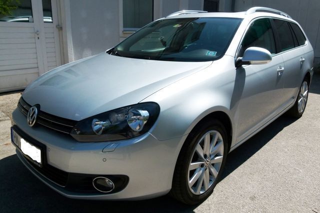 Silber metallic Gebraucht 2011 VW Golf VI Highline Kleinwagen | 18.500 € - Bild 1/4