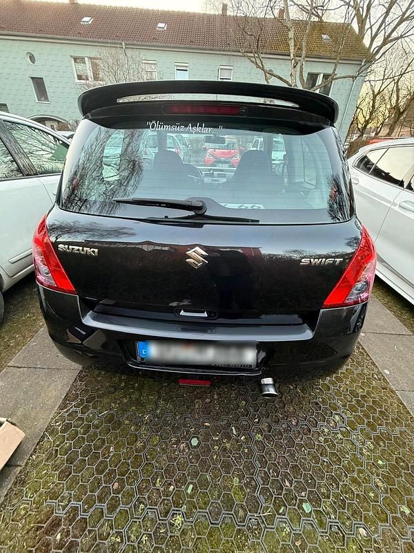 Gebraucht Suzuki Swift 2010 Schwarz Kleinwagen