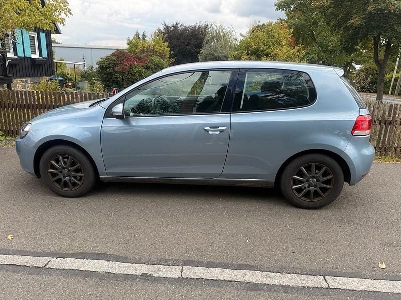 Blau Gebraucht 2008 VW Golf VI Trendline Kleinwagen | 4.300 € (Guter Preis) - Bild 1/4