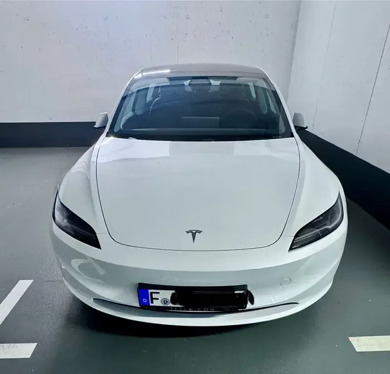 Occasion Tesla Model 3 RWD 224 kW (305 ch) 2025 Blanc Berline