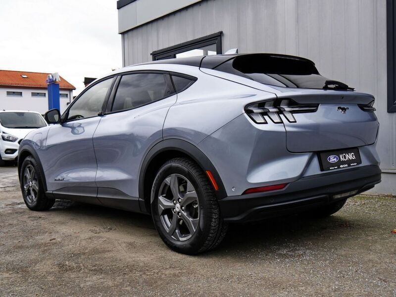 Gebraucht Ford Mustang Mach-E 216 kW (294 PS) 2022 Icedblue (blau) SUV