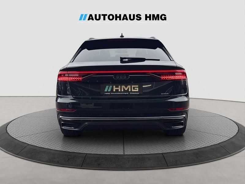 Gebraucht Audi Q8 S-Line 286 PS (210 kW) 2023 Grün SUV
