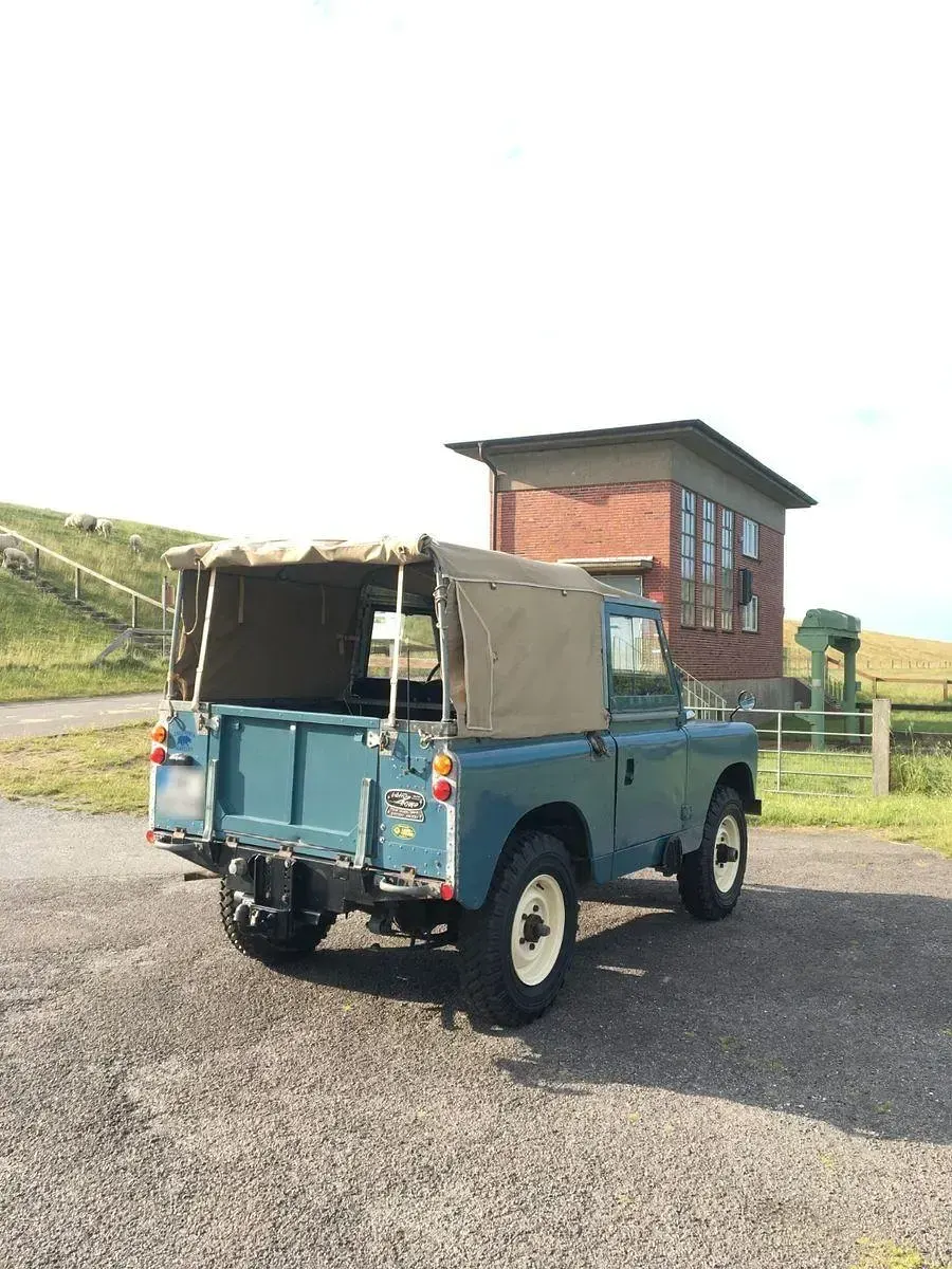 Usado Land Rover 2 73 CV (53 kW) 1965 Azul SUV