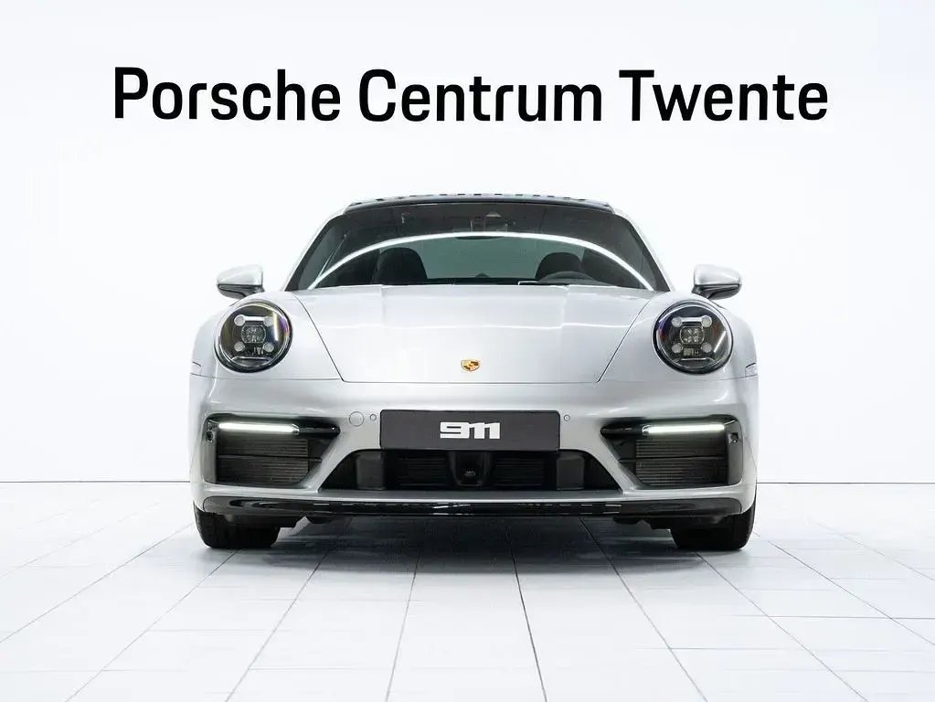 Gebraucht Porsche 911 Carrera 4 385 PS (283 kW) 2020 Silber Coupé
