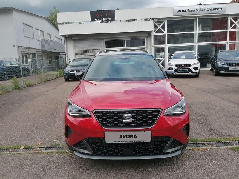 Neu Seat Arona FR 116 PS (85 kW) 2025 Rot SUV