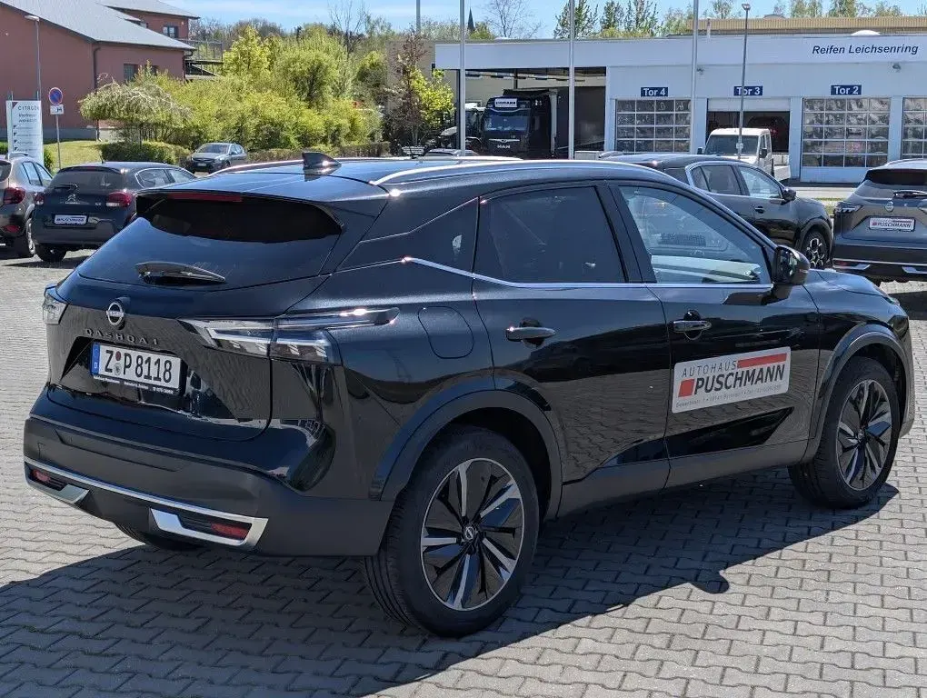 Gebraucht Nissan Qashqai Tekna 158 PS (116 kW) 2025 Pearl black perleffekt SUV