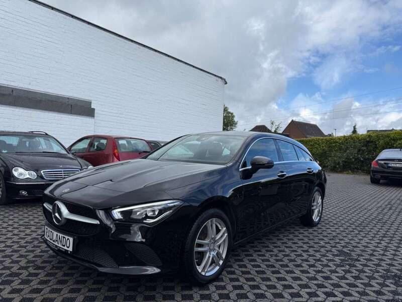Nachtschwarz unilack Gebraucht 2022 Mercedes CLA250e Shooting Brake Kombi | 21.990 € (Superpreis) - Bild 1/4
