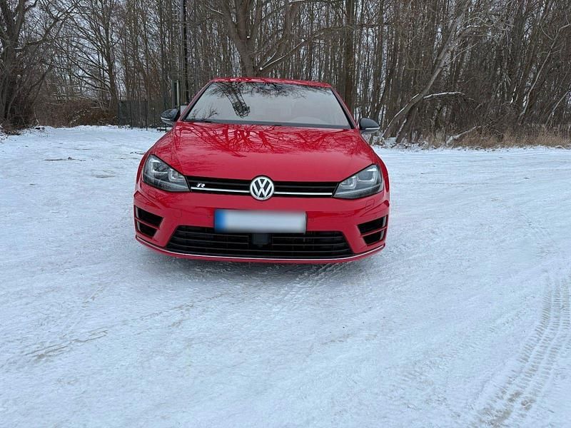 Gebraucht VW Golf VII R 300 PS (220 kW) 2015 Rot Limousine