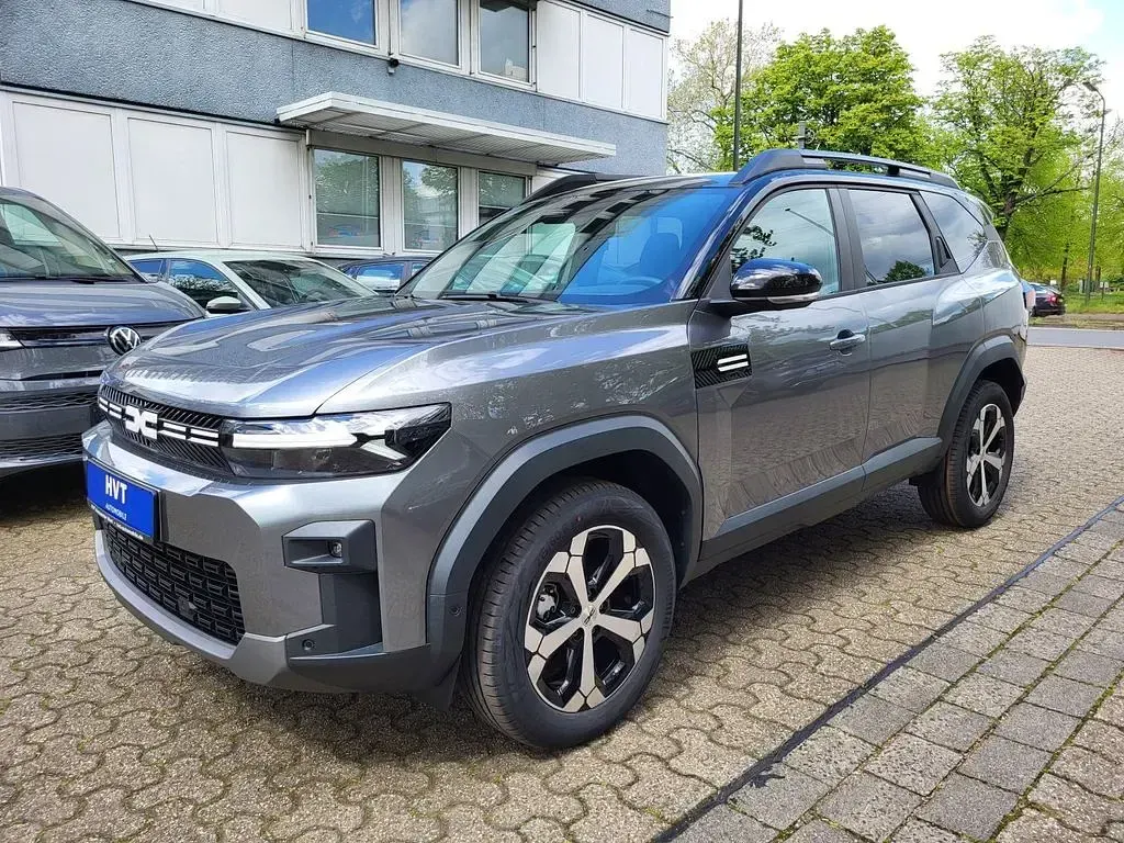 Neu Dacia Bigster Journey 140 PS (102 kW) 2026 Dolomit grau metallic SUV