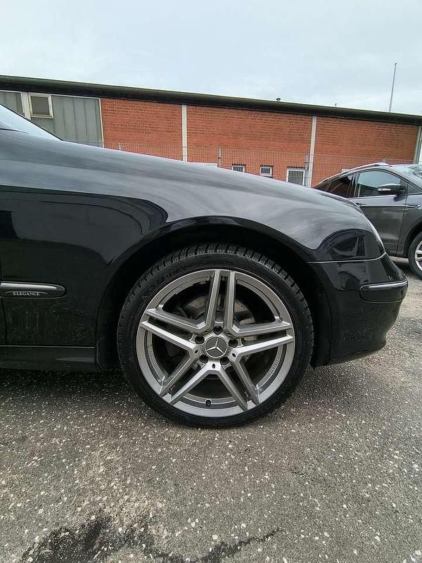 Gebraucht Mercedes CLK320 218 PS (160 kW) 2005 Schwarz Cabrio