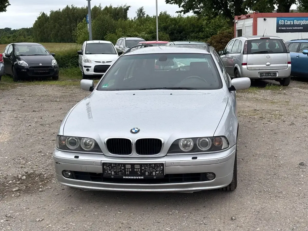 Gebraucht BMW 525 Exclusive 192 PS (141 kW) 2002 Silber Kombi