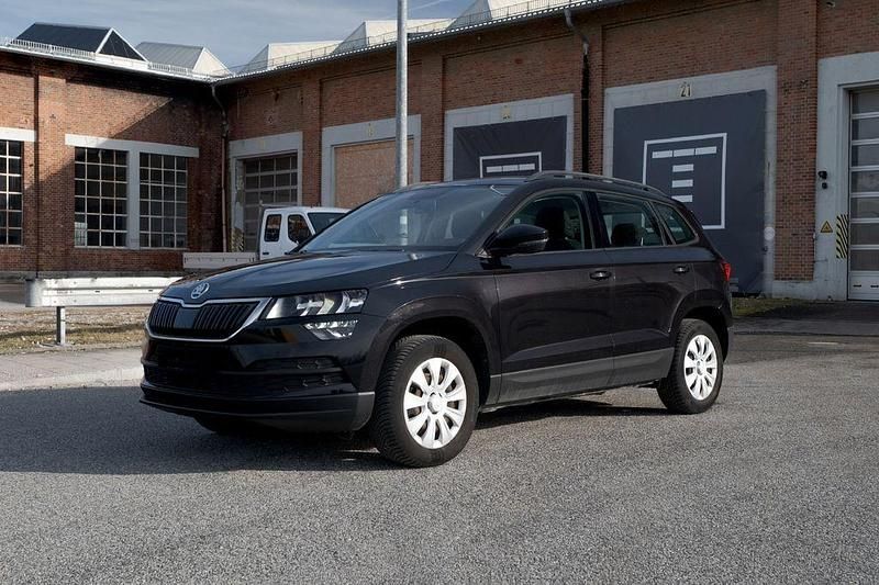 Gebraucht Skoda Karoq Active 116 PS (85 kW) 2019 Schwarz SUV