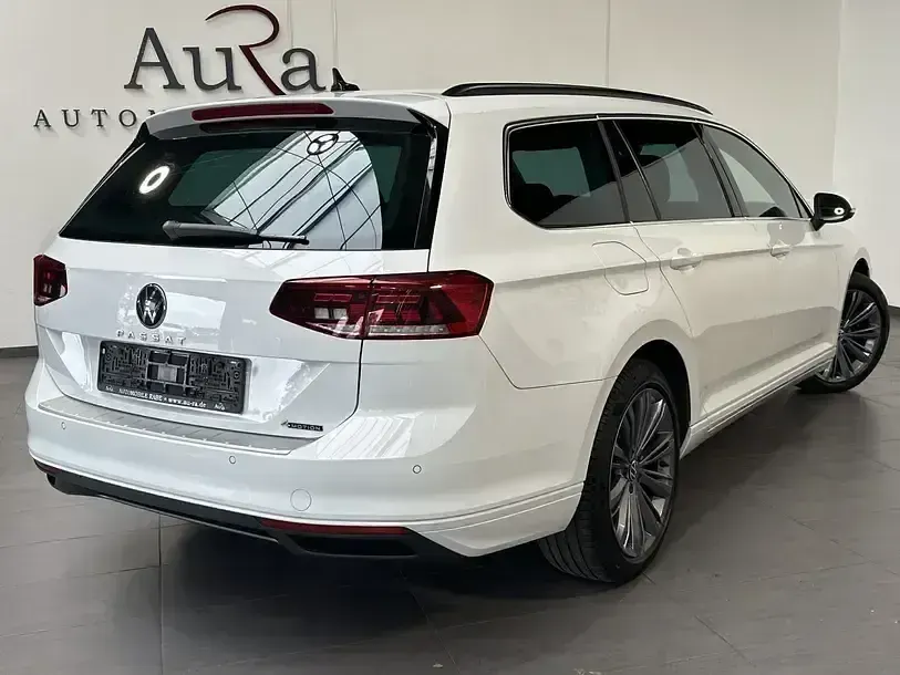 Gebraucht VW Passat Business 200 PS (147 kW) 2022 Pure white Kombi