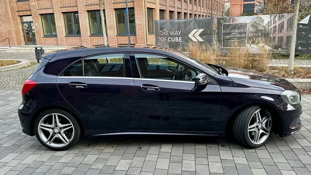 Gebraucht Mercedes A180 AMG line 109 PS (80 kW) 2014 Kleinwagen