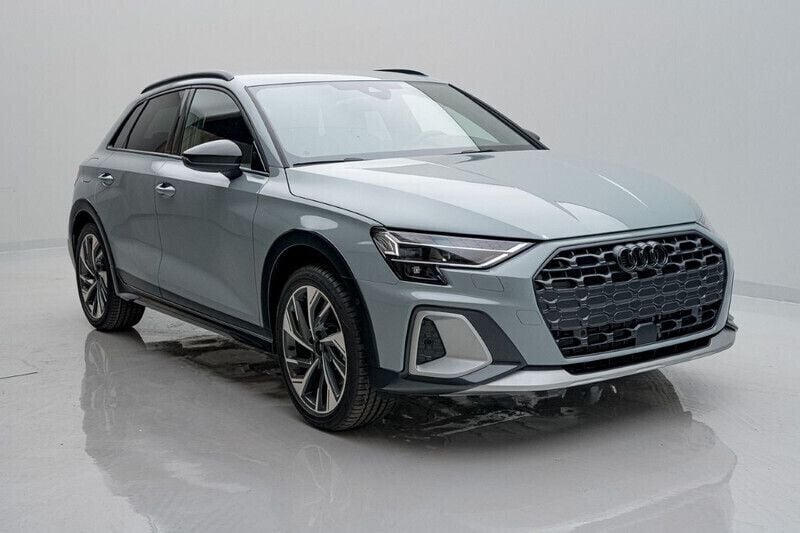 Gebraucht Audi A3 e-tron 204 PS (150 kW) 2022 Grau Kleinwagen