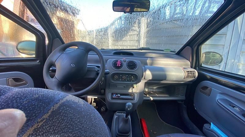 Second-hand Renault Twingo 1997 Negru Hatchback