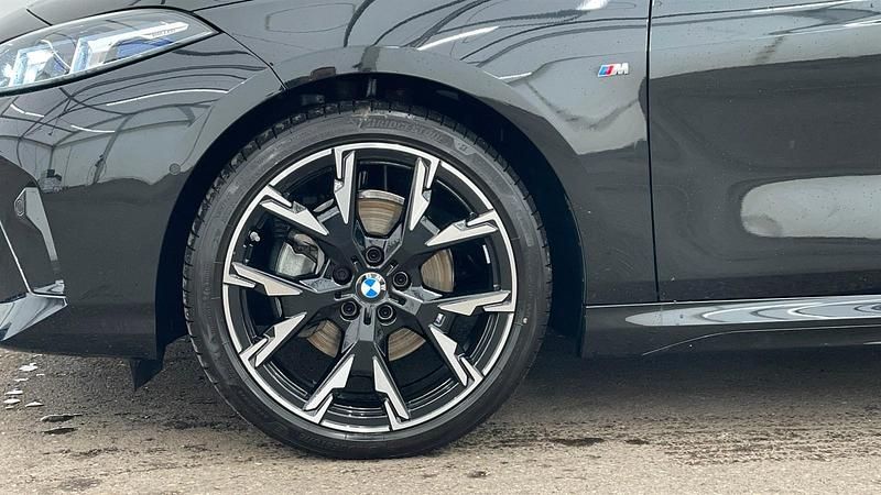 Gebraucht BMW 120 Efficient Dynamics 163 PS (119 kW) 2025 Saphirschwarz metallic Kleinwagen