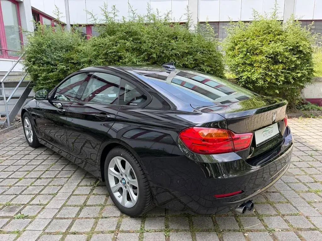 Gebraucht BMW 420 Coupé Advantage 184 PS (135 kW) 2016 Schwarz Coupé