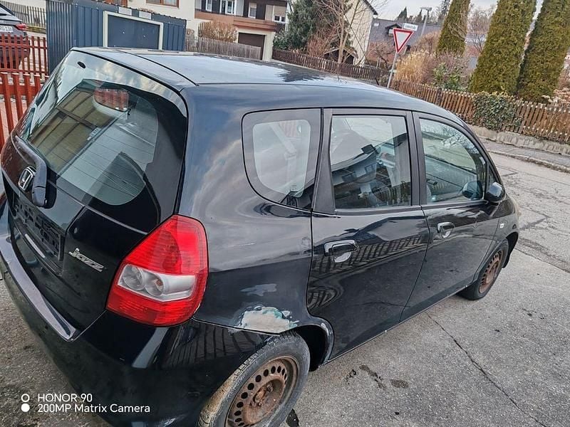 Gebraucht Honda Jazz 77 PS (56 kW) 2007 Schwarz Kleinwagen