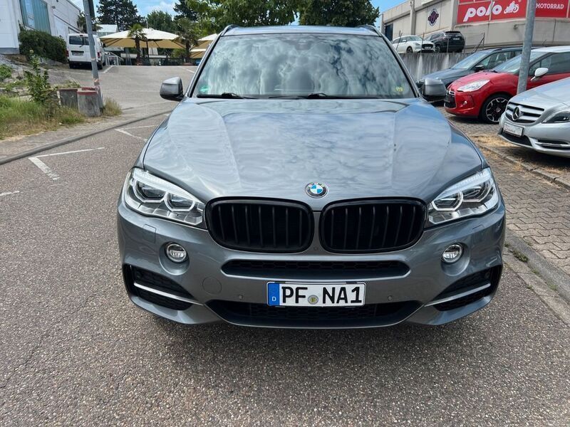 Grau Gebraucht 2017 BMW X5 M50 Sport Line SUV | 29.999 € (Fairer Preis) - Bild 1/4