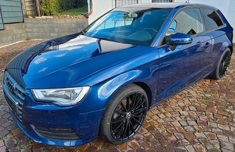 Gebraucht Audi A3 Ambition 150 PS (110 kW) 2014 Blau Limousine