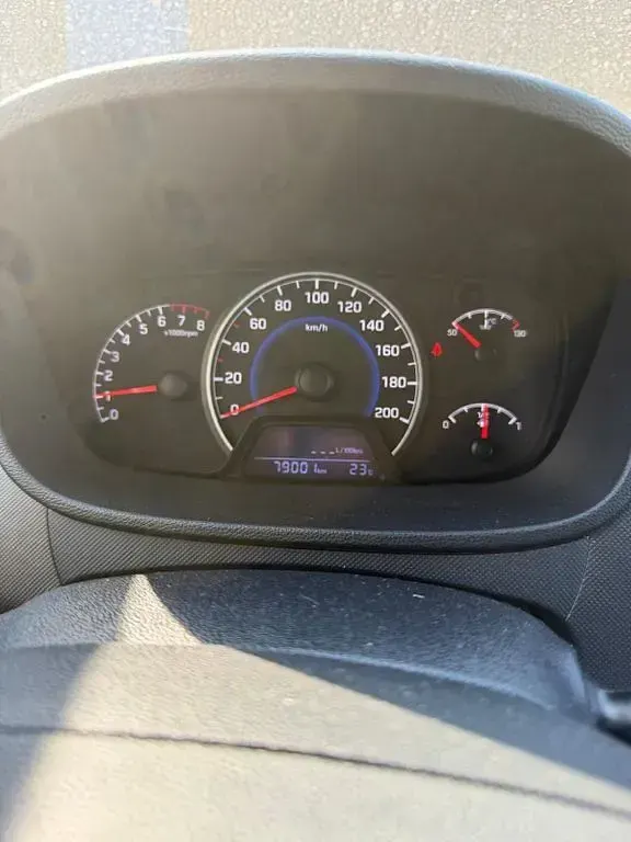 Gebraucht Hyundai i10 67 PS (49 kW) 2018 Schwarz Kleinwagen