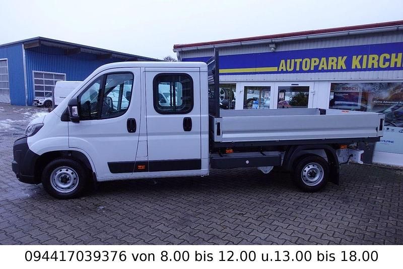 Gebraucht Peugeot Boxer 140 PS (102 kW) 2025 Weiß Van