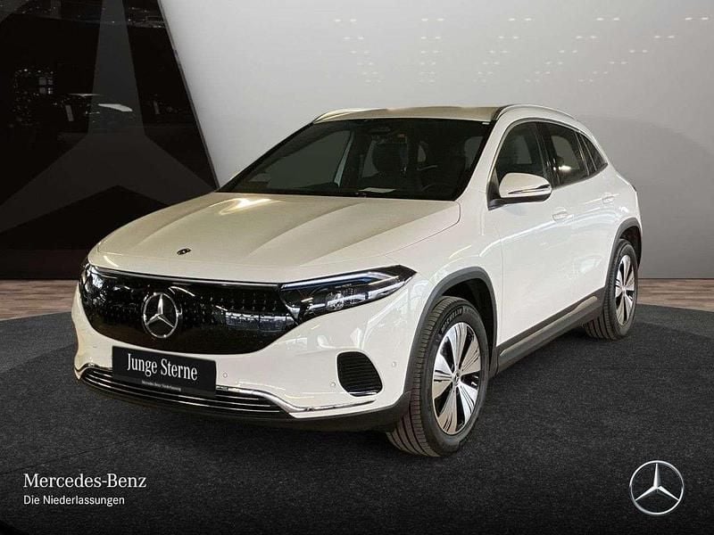 Gebraucht Mercedes EQA250 Advanced 139 kW (190 PS) 2025 Weiß SUV