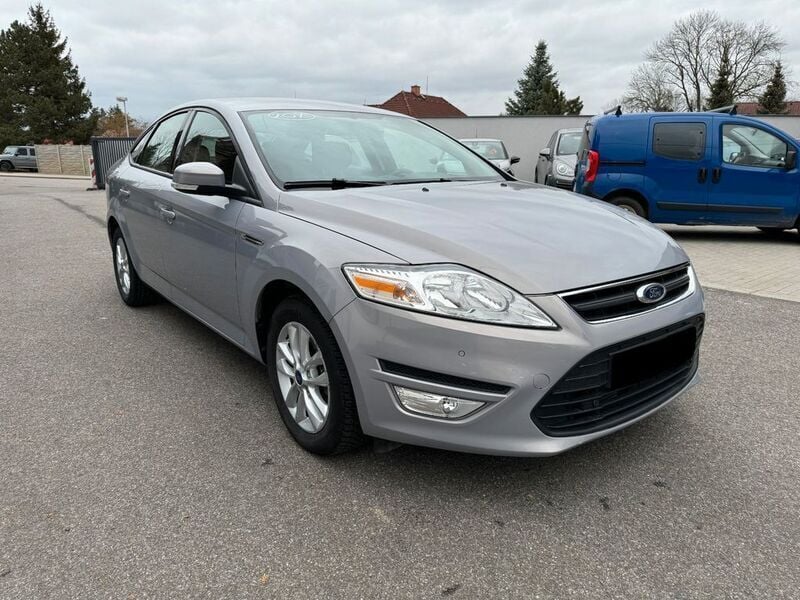 Gebraucht Ford Mondeo Trend 116 PS (85 kW) 2013 Silber Limousine