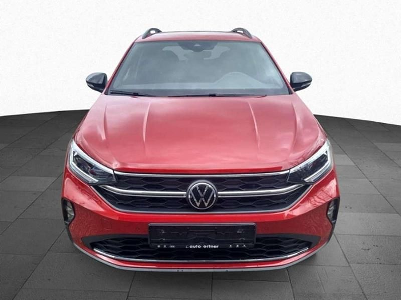 Gebraucht VW Taigo Move 116 PS (85 kW) 2024 Rot SUV