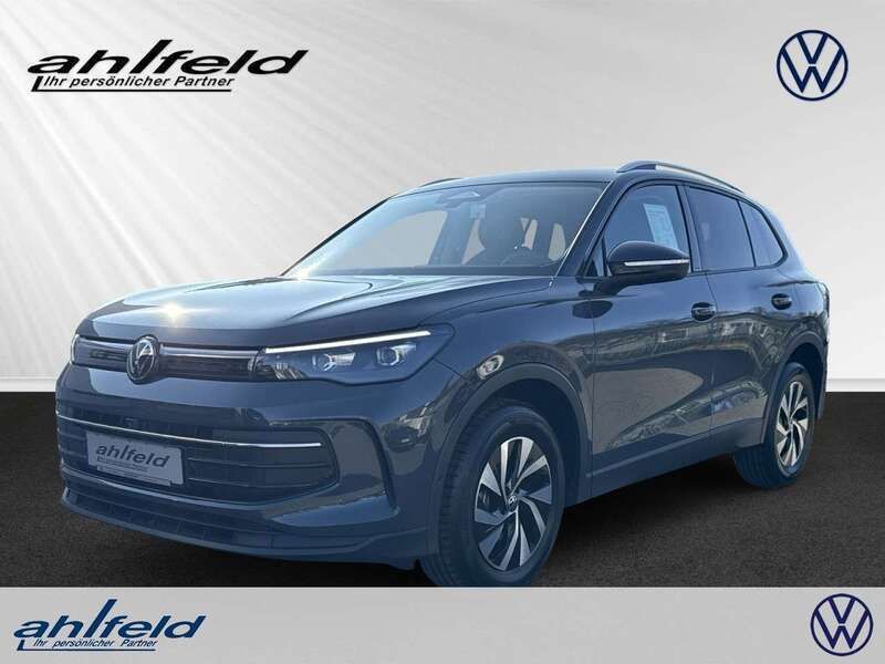 Grau Neu 2025 VW Tiguan Life SUV | 43.930 € (Fairer Preis) - Bild 1/4