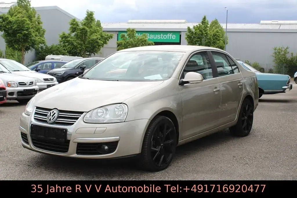 Gebraucht VW Jetta Comfortline 150 PS (110 kW) 2005 Beige Limousine