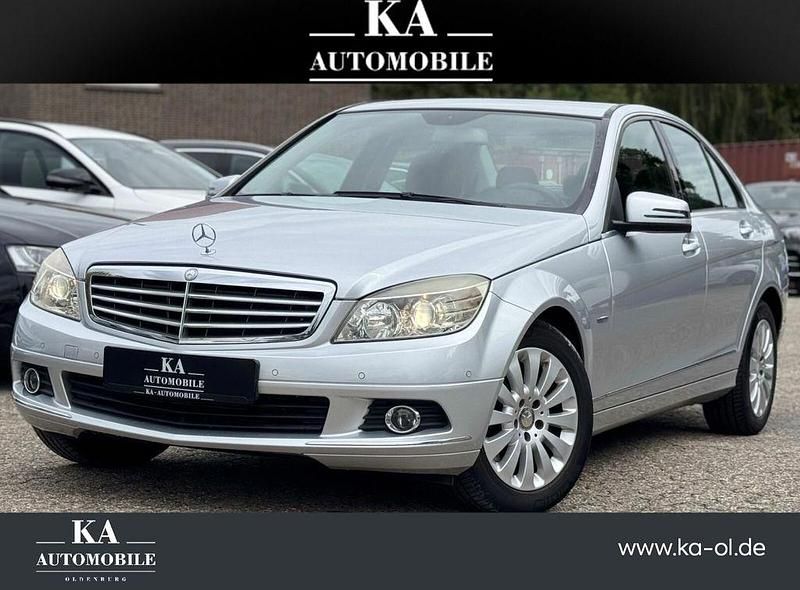 Silber Gebraucht 2009 Mercedes C220 Limousine | 9.999 € (Teuer) - Bild 1/4