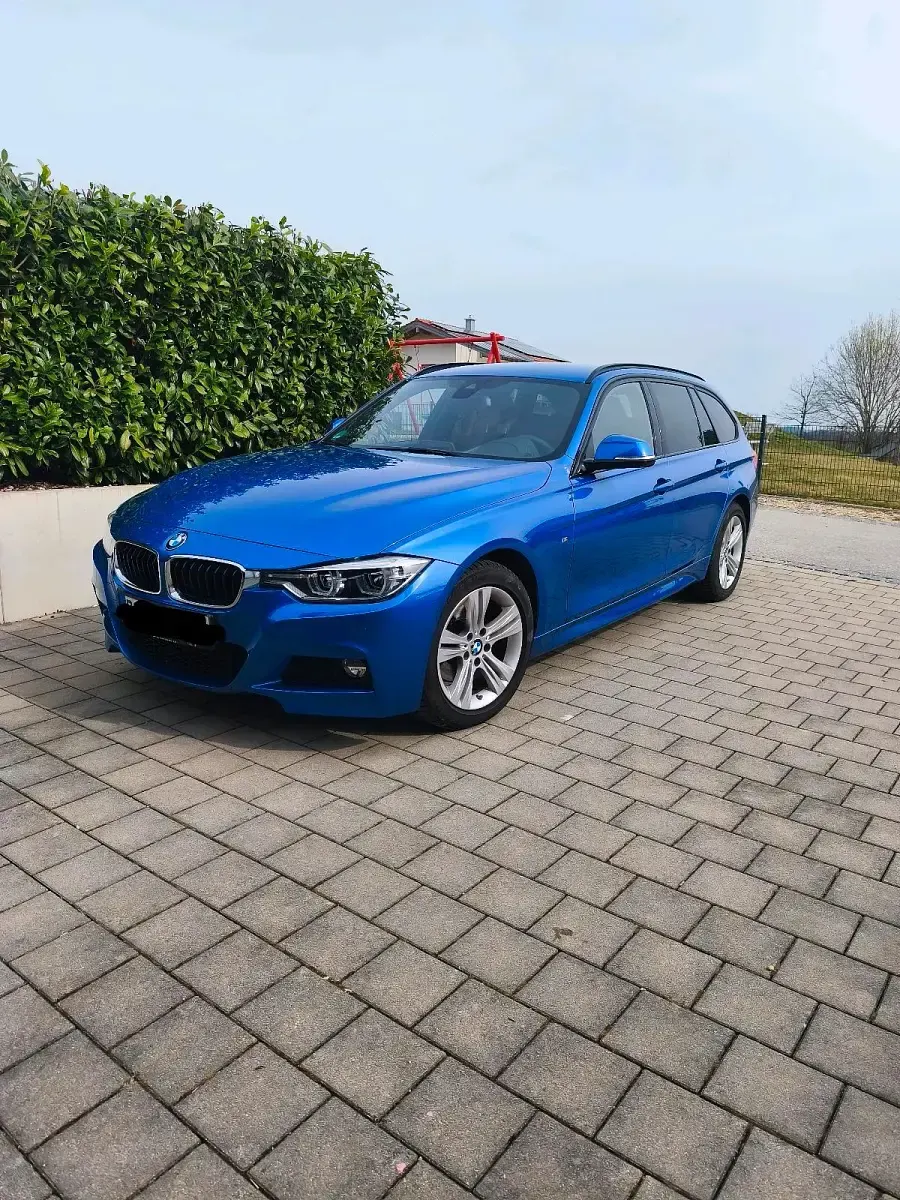 Second-hand BMW 320 190 CP (139 kW) 2017 Albastru Break