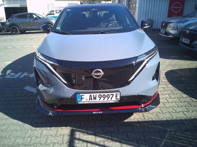 Grau Gebraucht 2025 Nissan Ariya Nismo SUV | 53.990 € - Bild 1/4