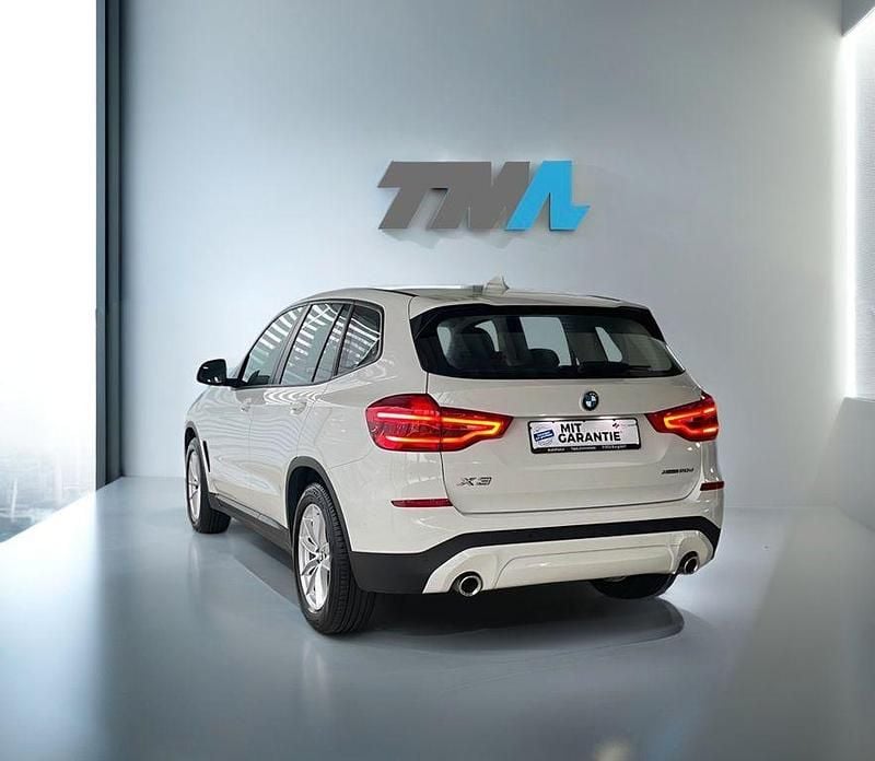 Gebraucht BMW X3 Sport Line 190 PS (139 kW) 2021 Alpinweiss iii SUV