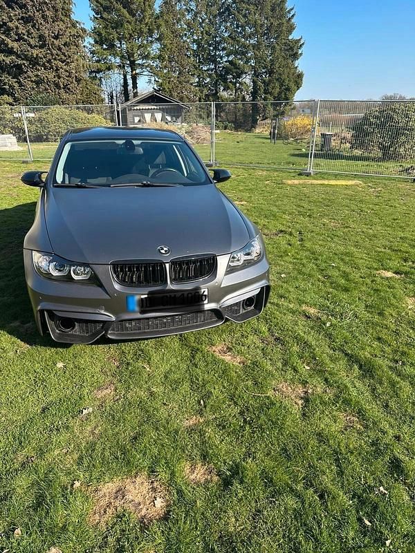 Gebraucht BMW 335 306 PS (225 kW) 2008 Grau Limousine